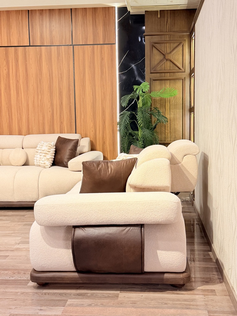 GALLERY_001.jpg