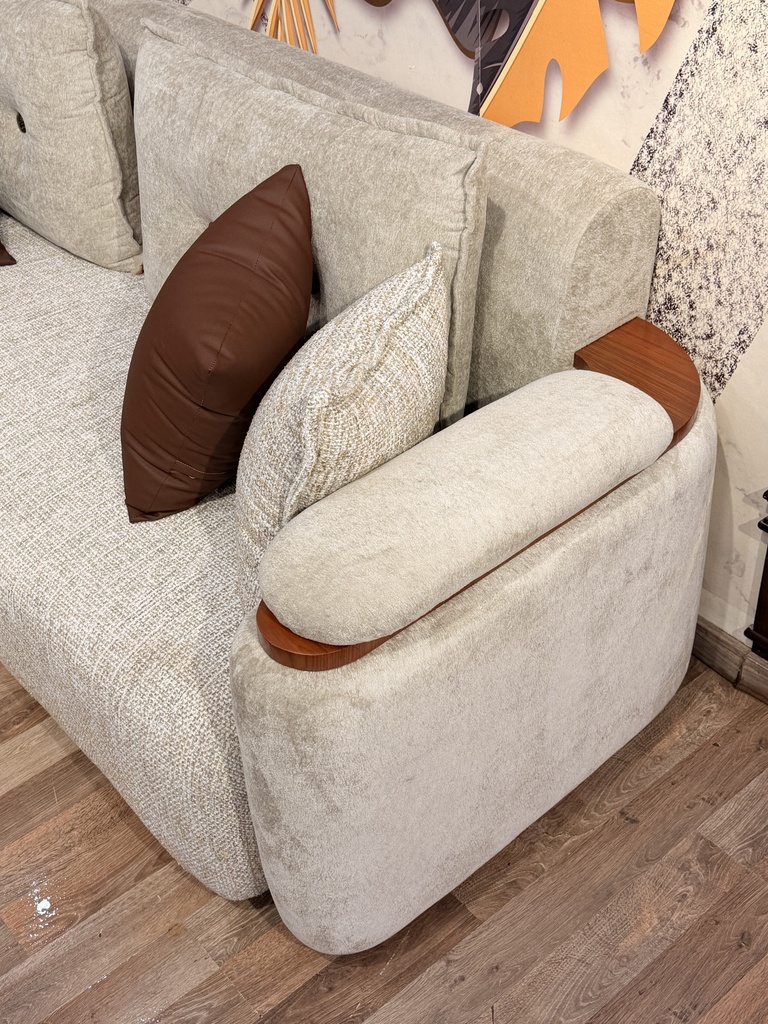 GALLERY_002.jpg