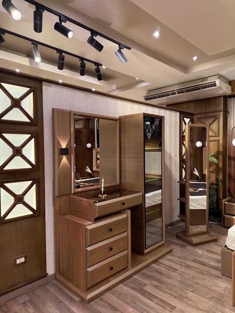 GALLERY_007.jpg