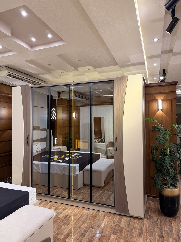GALLERY_002.jpg