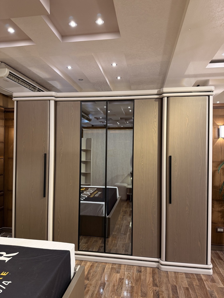 GALLERY_006.jpg