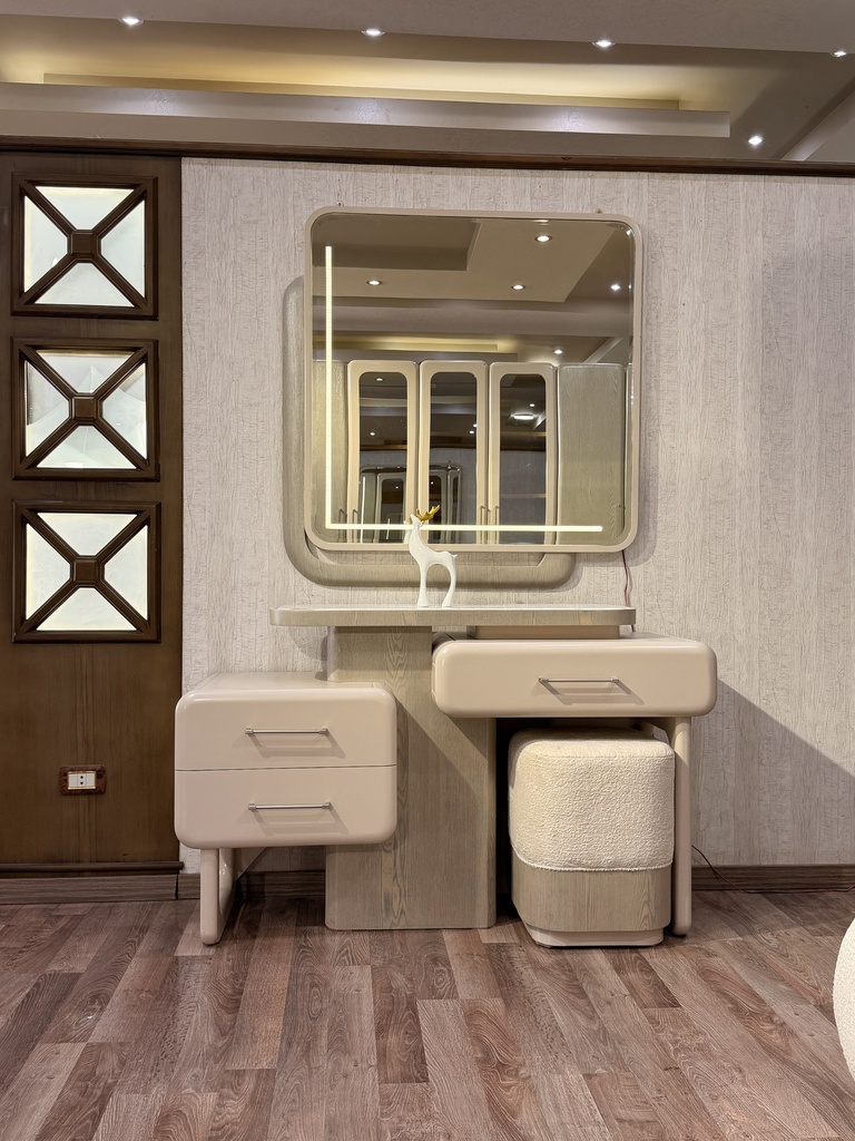 GALLERY_005.jpg