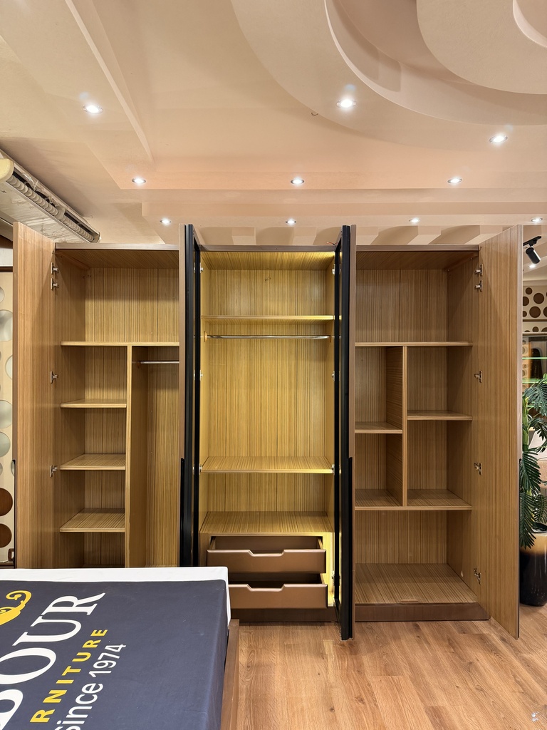 GALLERY_006.jpg