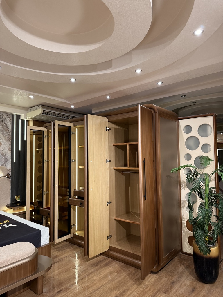 GALLERY_003.jpg