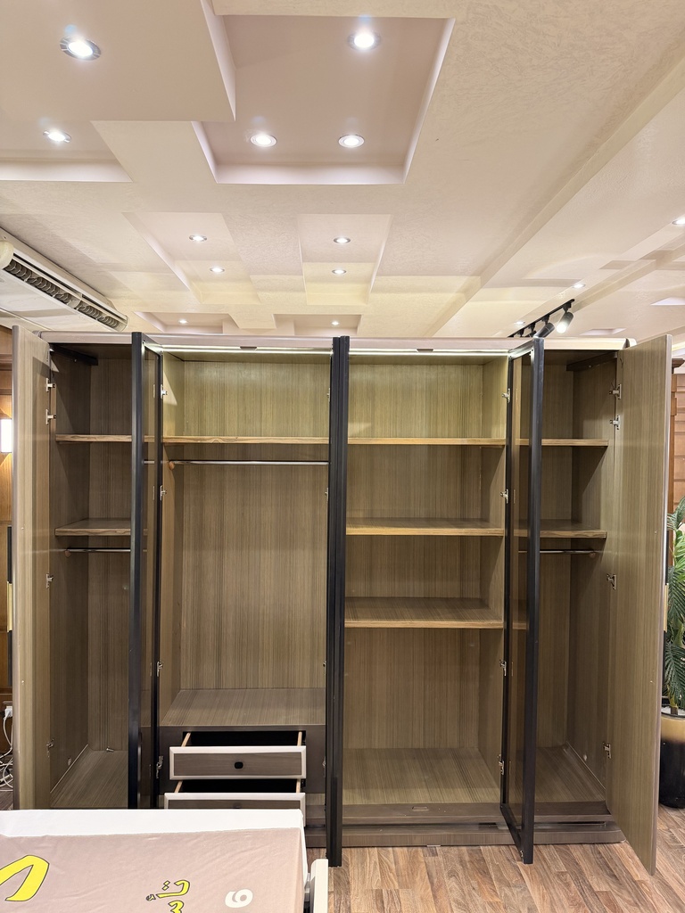 GALLERY_005.jpg