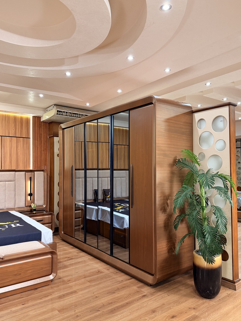 GALLERY_006.jpg