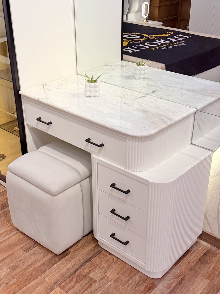 GALLERY_008.jpg