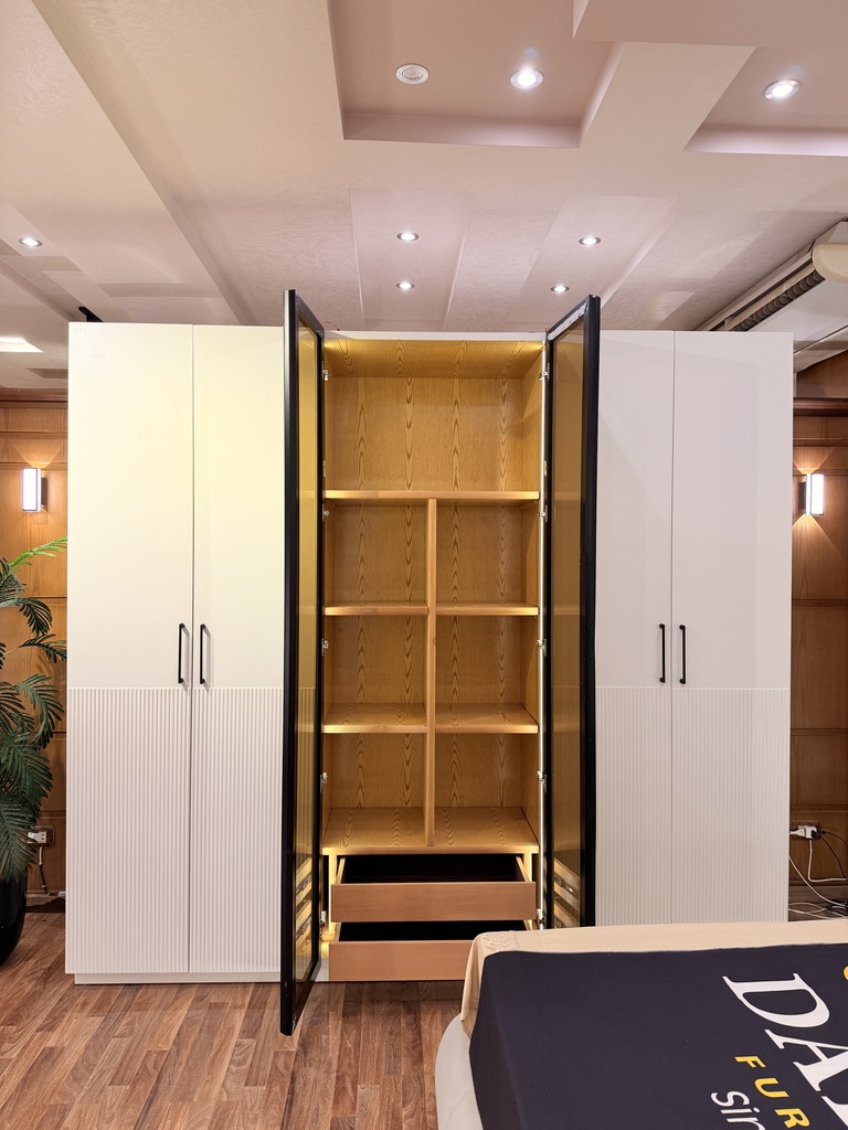 GALLERY_010.jpg