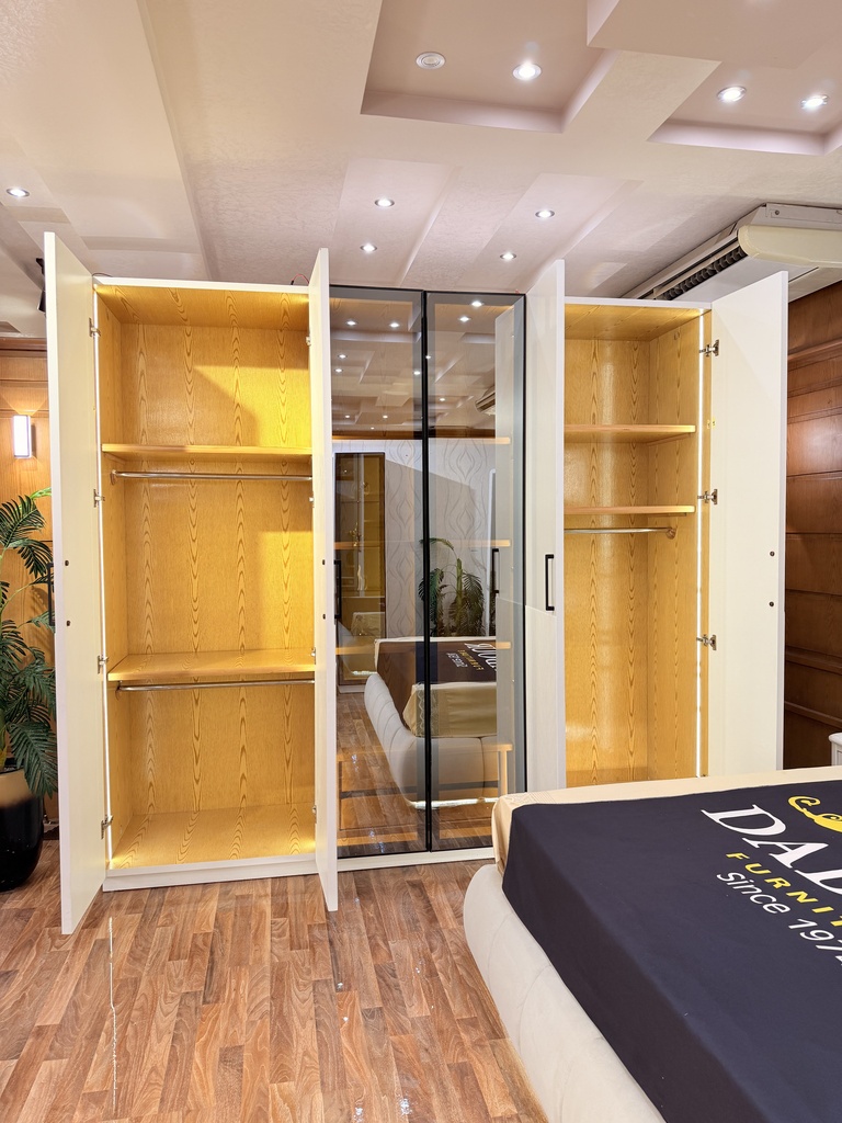 GALLERY_011.jpg