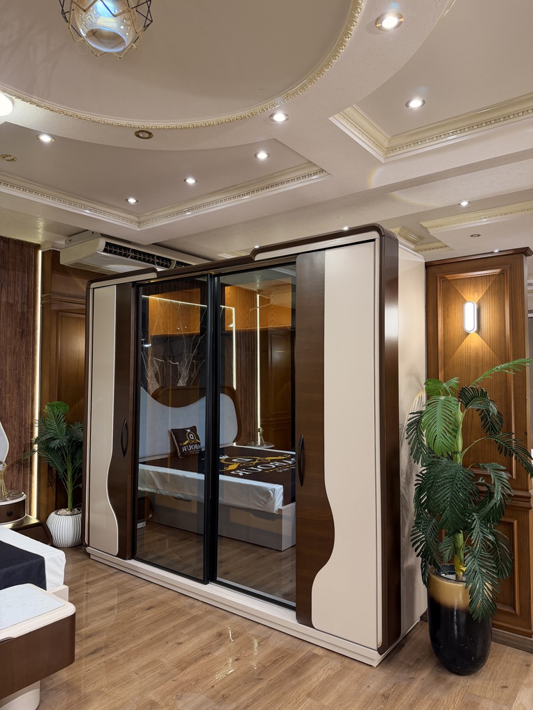 GALLERY_001.jpg