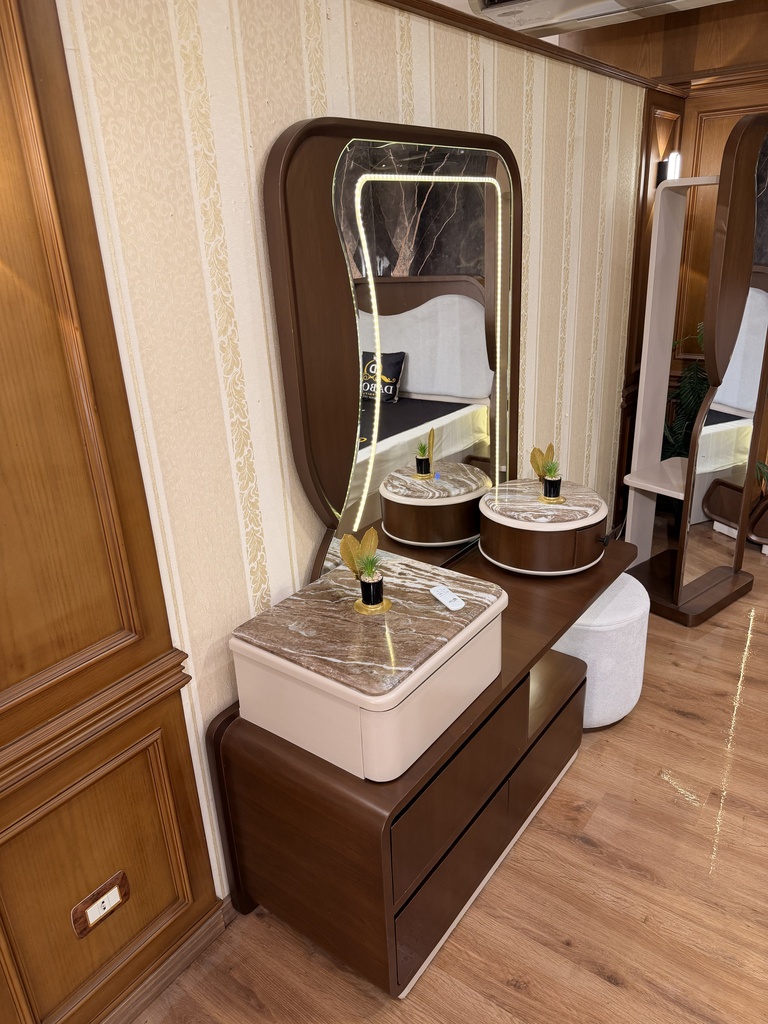 GALLERY_006.jpg