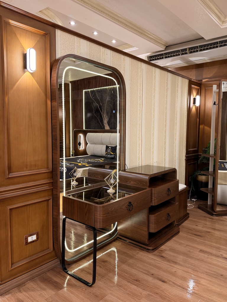 GALLERY_004.jpg