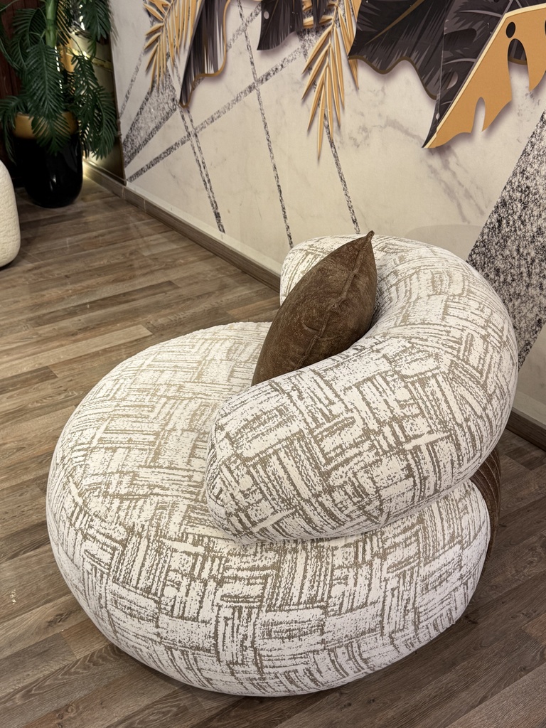 GALLERY_003.jpg