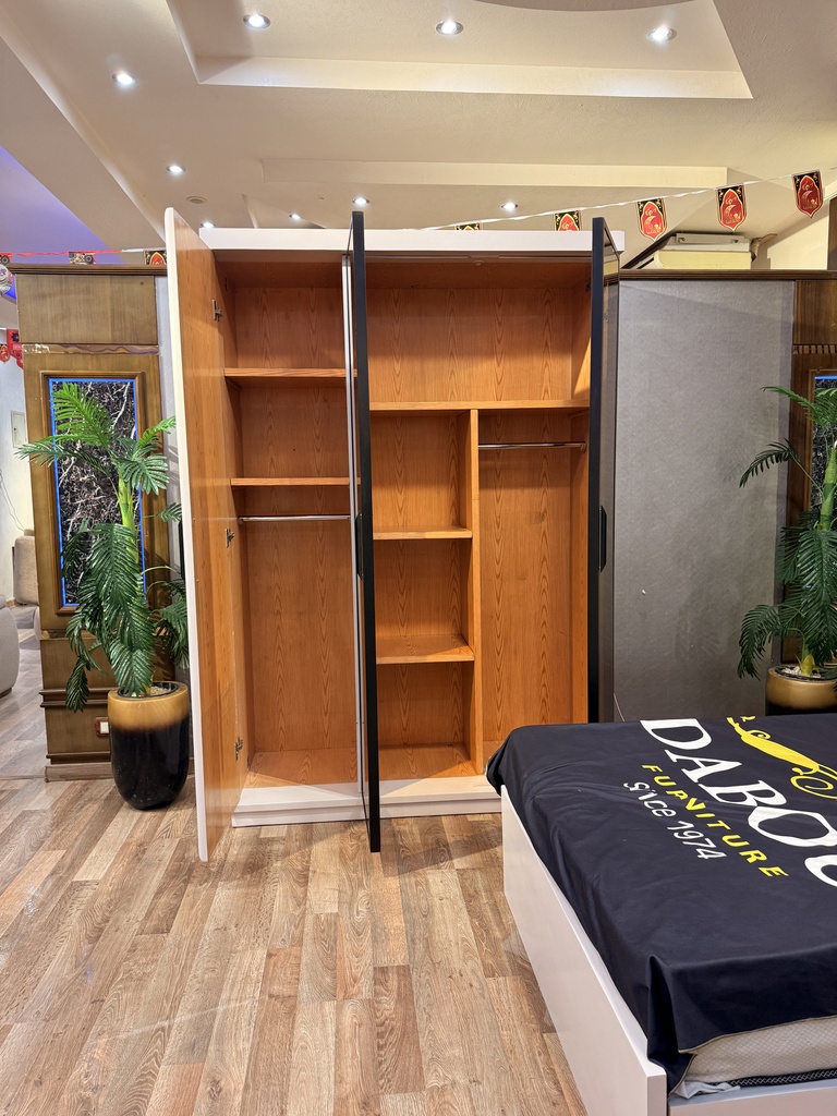 GALLERY_005.jpg