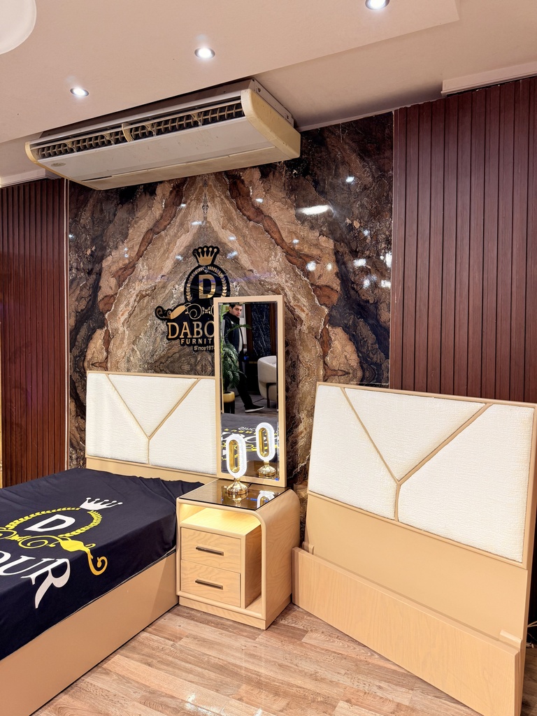 GALLERY_001.jpg