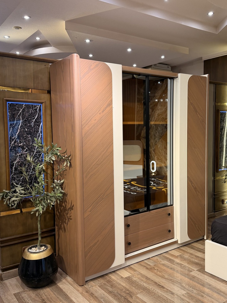 GALLERY_005.jpg